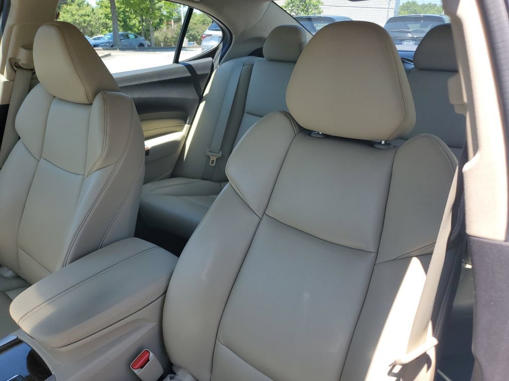 Certified 2018 Acura TLX FWD image 15