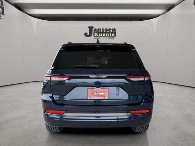 New 2026 Jeep Grand Cherokee Limited AWD/4WD image 12