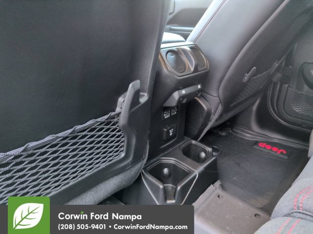 Used 2024 Jeep Wrangler Unlimited Rubicon AWD/4WD image 27