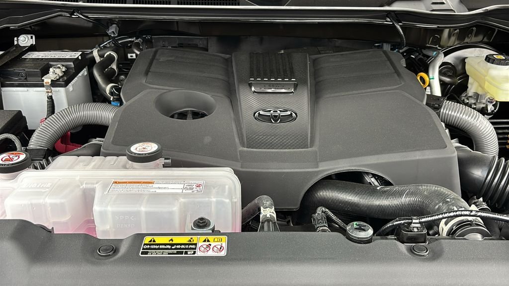 New 2026 Toyota Tundra Limited AWD/4WD image 37