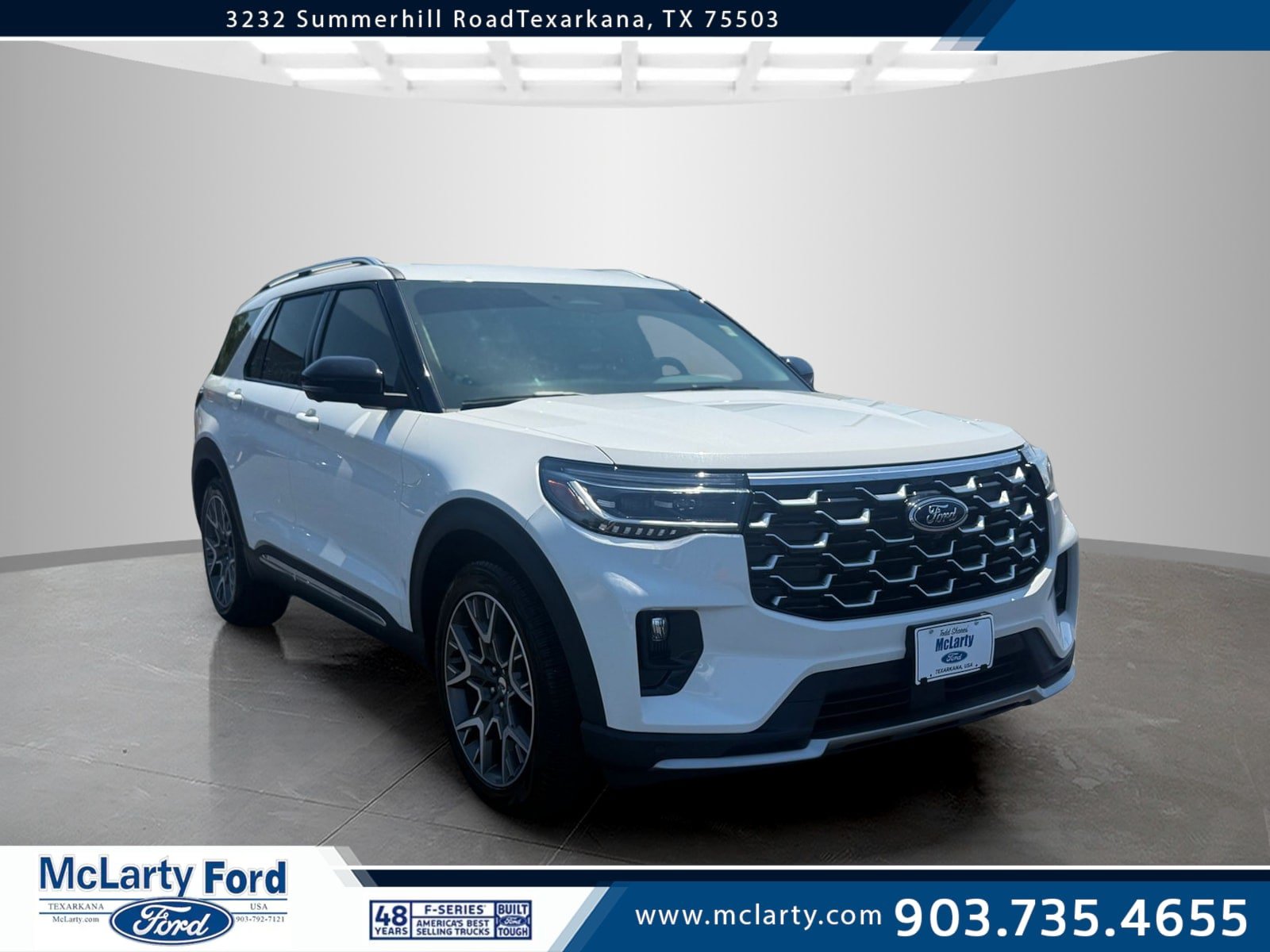 Used 2025 Ford Explorer Platinum w/ Ultimate Package RWD image 1