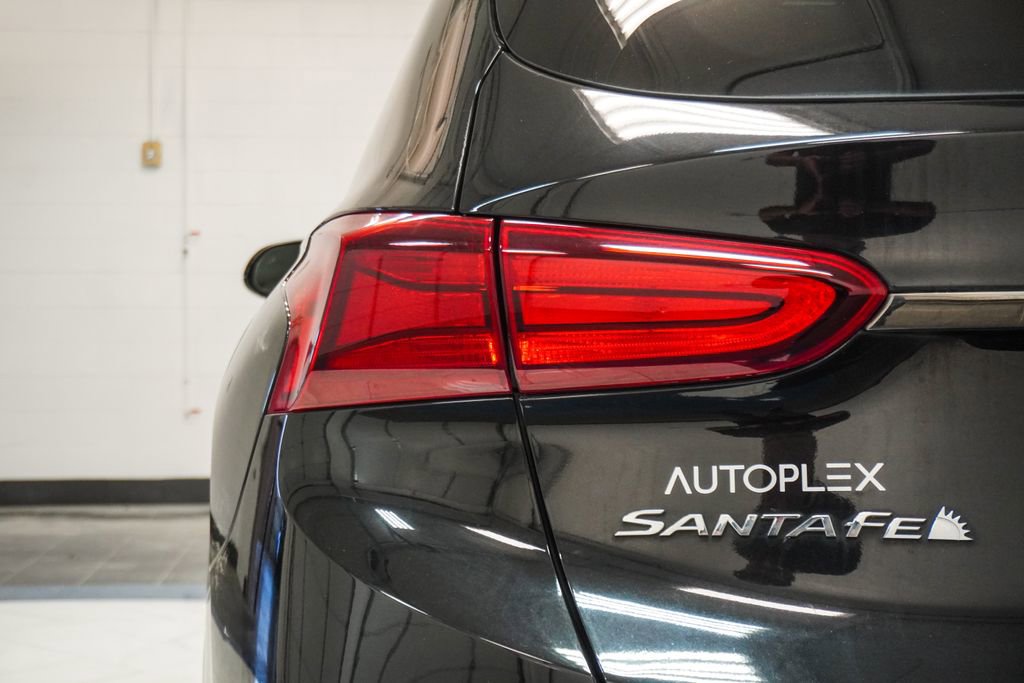 Used 2019 Hyundai Santa Fe SEL image 39