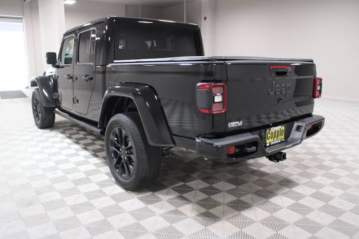 Used 2023 Jeep Gladiator Overland AWD/4WD image 9