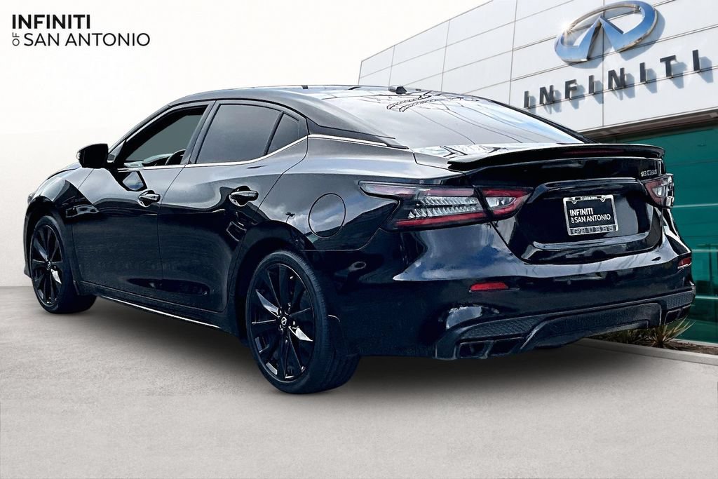 Used 2023 Nissan Maxima SR w/ Sport Mat Group FWD image 16