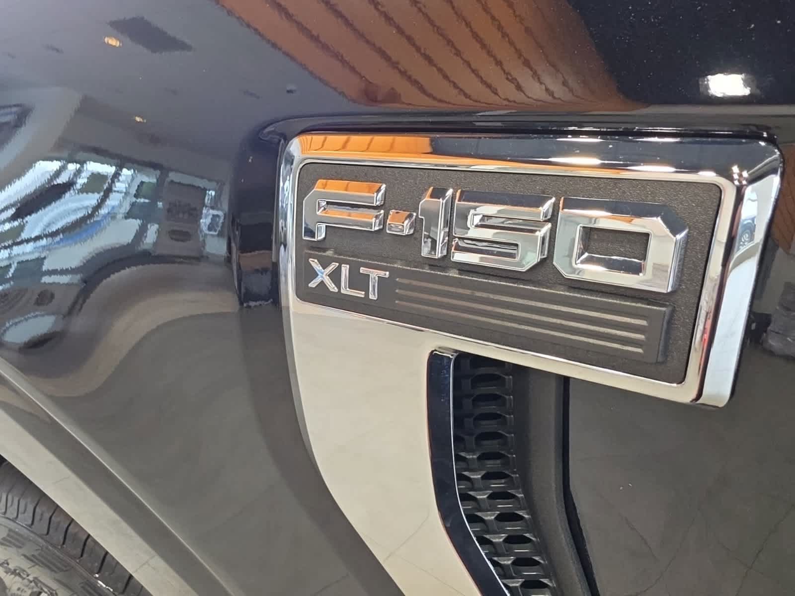 Used 2022 Ford F150 XLT w/ Trailer Tow Package AWD/4WD image 18