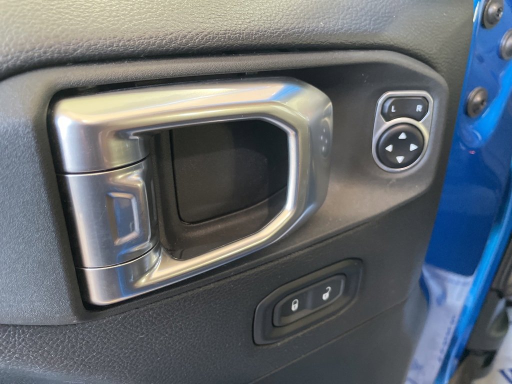 Used 2020 Jeep Gladiator Rubicon image 14