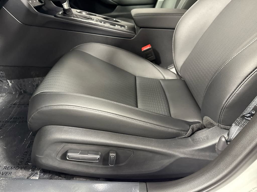 New 2025 Honda Civic Sport Touring image 15