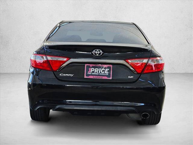 Used 2015 Toyota Camry SE FWD image 7