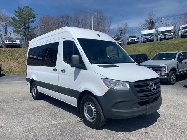 Used 2024 Mercedes-Benz Sprinter 2500 image 2