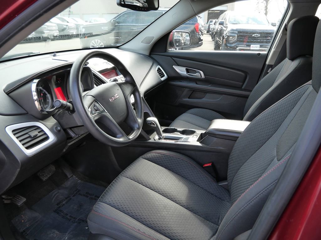 Used 2011 GMC Terrain SLE image 28