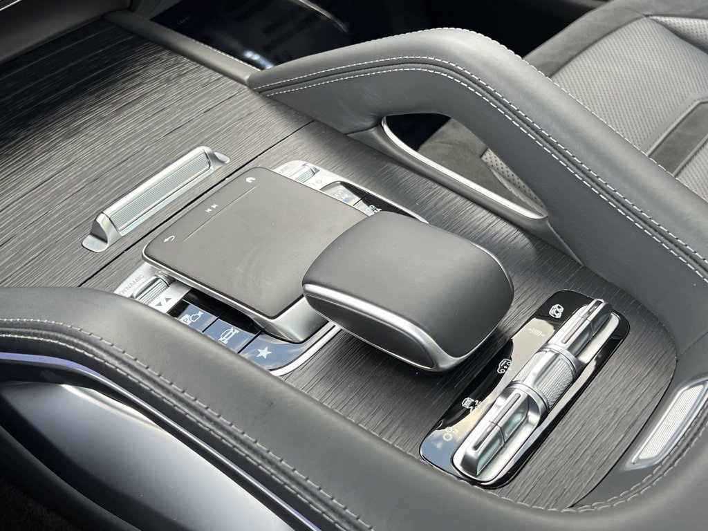 Used 2022 Mercedes-Benz GLS 63 AMG 4MATIC image 31