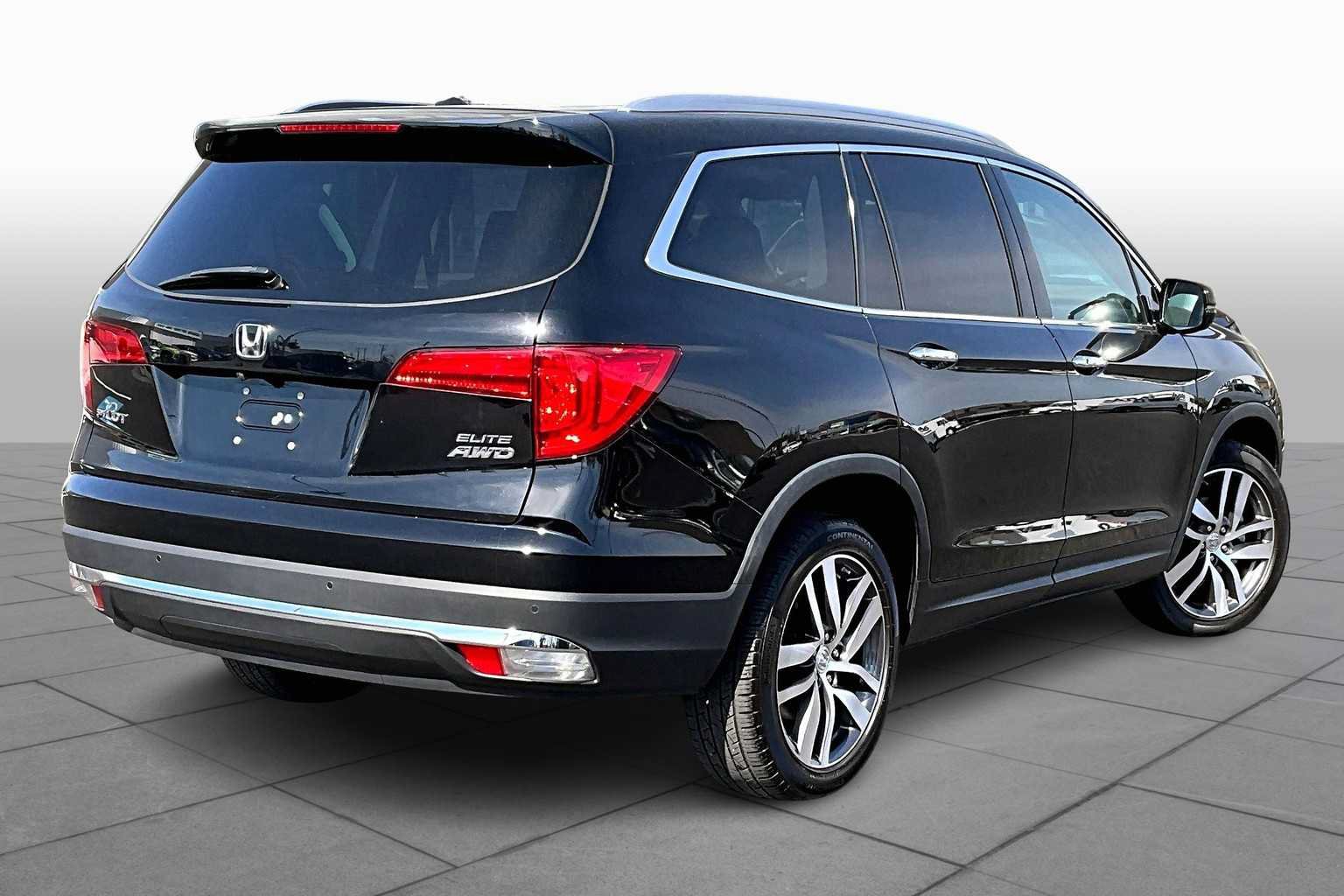 Used 2016 Honda Pilot Elite image 13