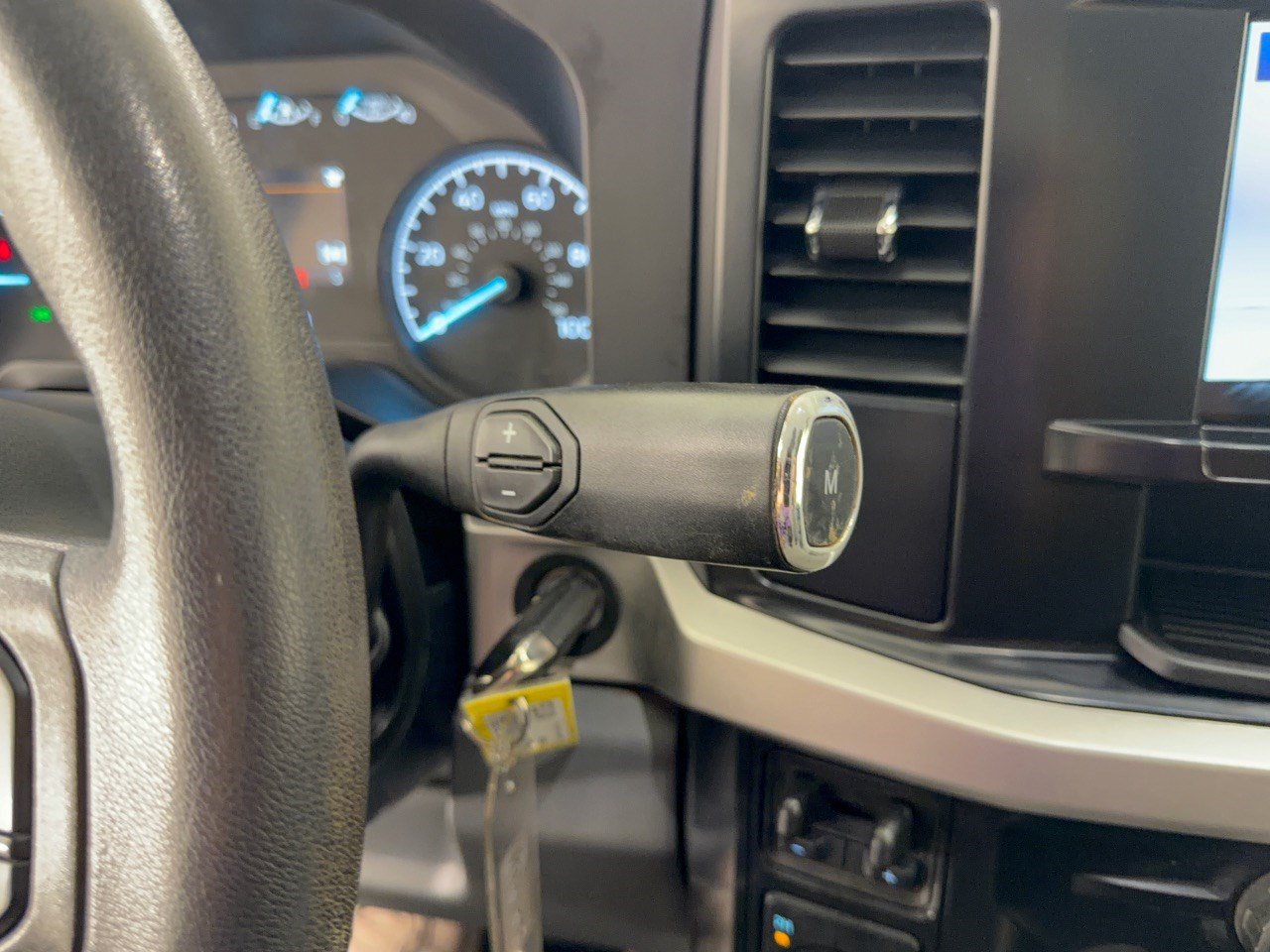 Used 2025 Ford F250 XLT w/ FX4 Off-Road Package AWD/4WD image 21