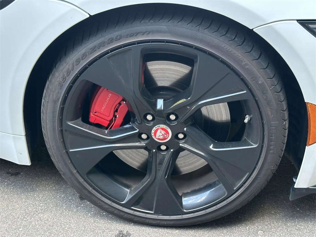 Used 2023 Jaguar F-TYPE Coupe image 10