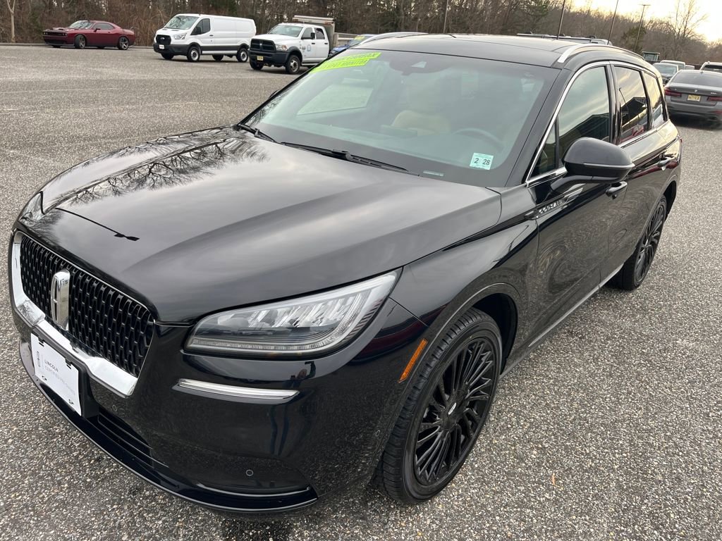 Certified 2022 Lincoln Corsair Reserve w/ Equipment Group 201A image 5