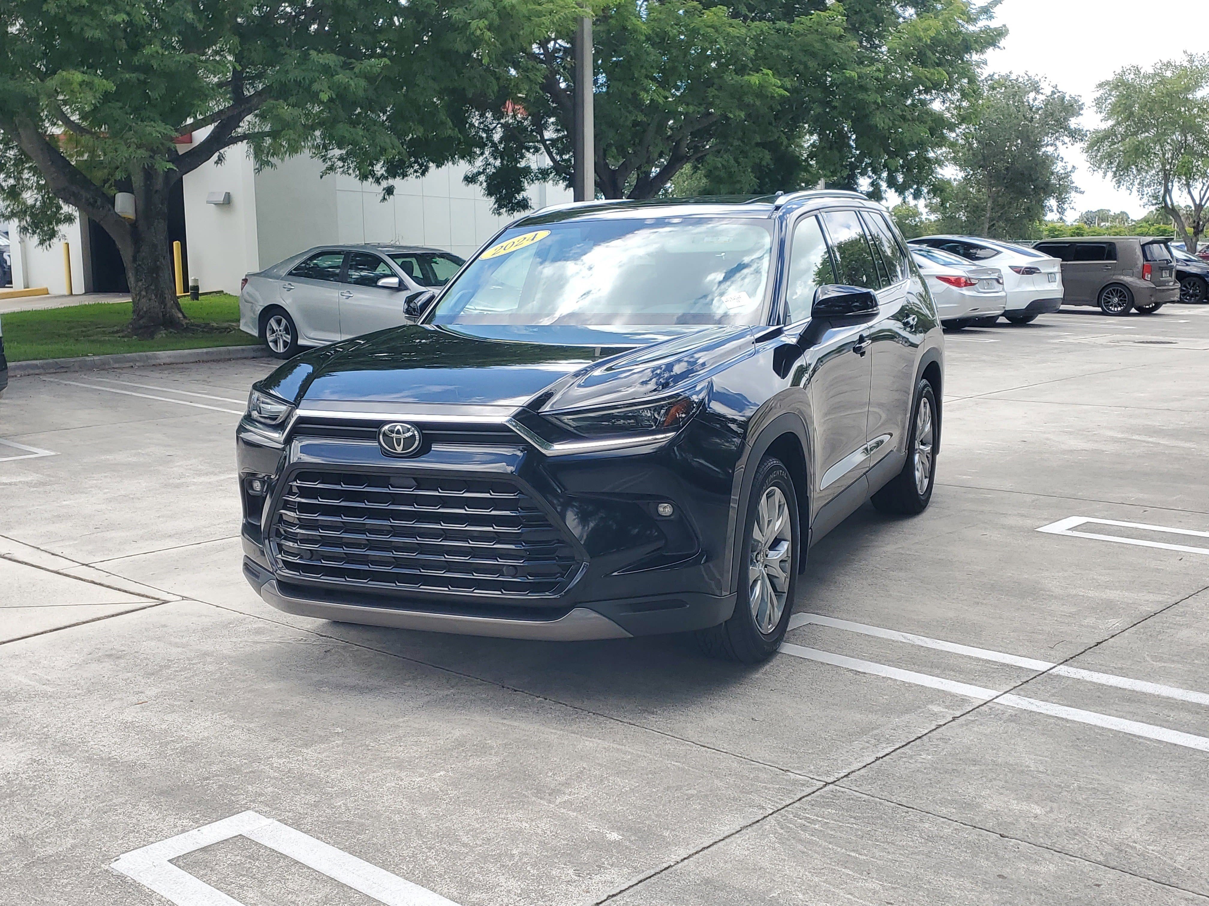 Used 2024 Toyota Grand Highlander FWD image 7