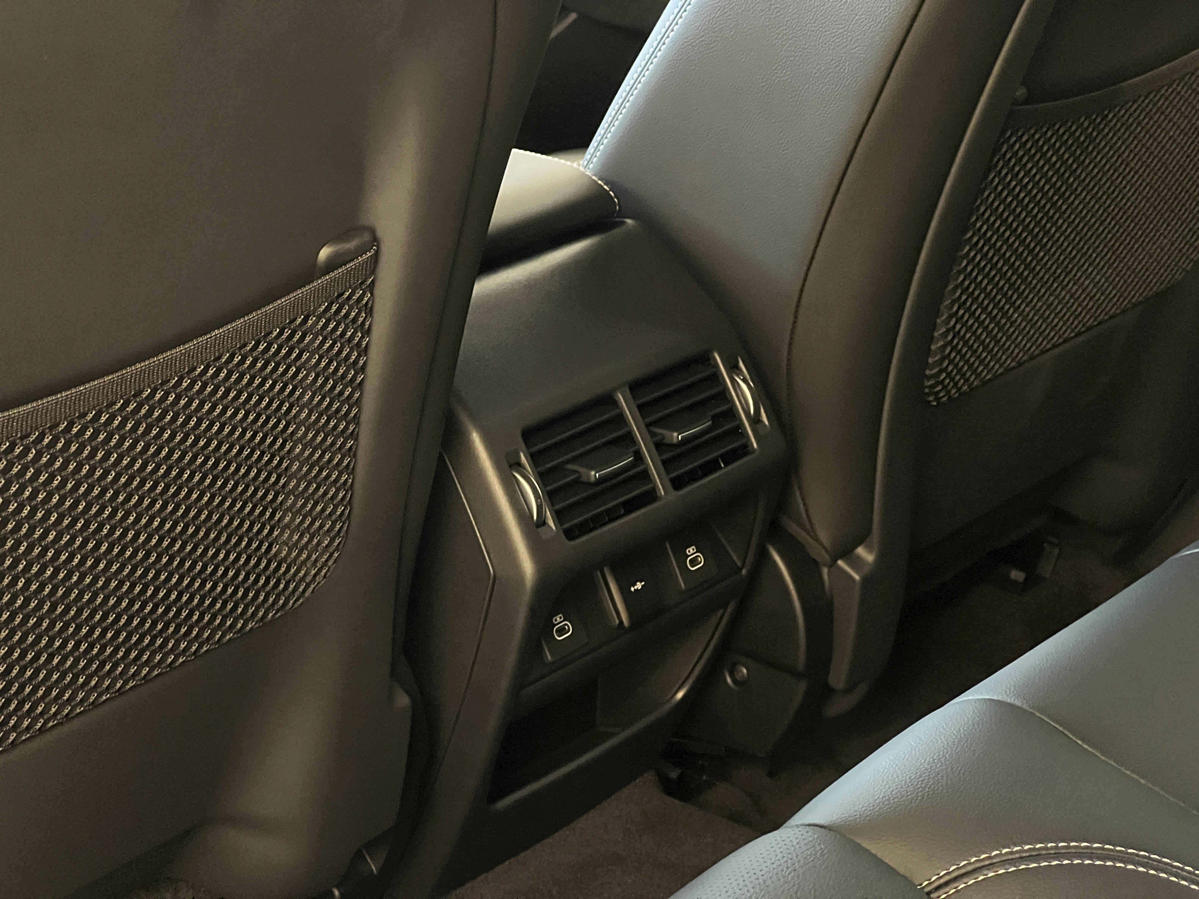 New 2024 Jaguar E-PACE R-Dynamic SE image 16