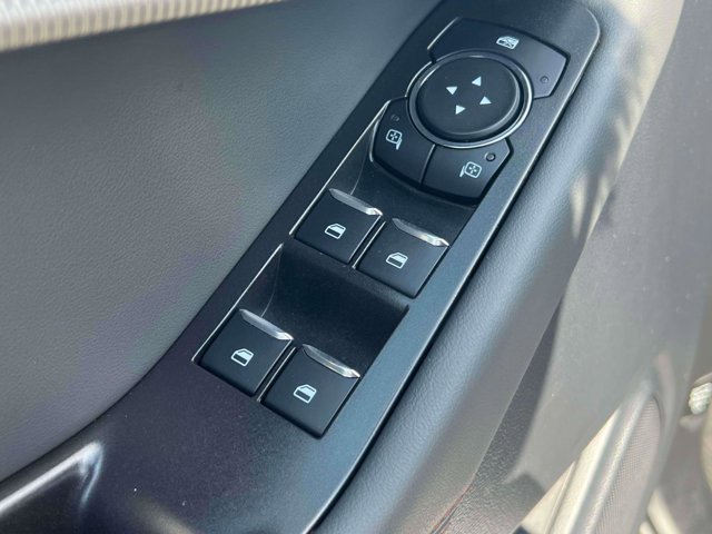 Used 2026 Ford Explorer Active AWD/4WD image 22