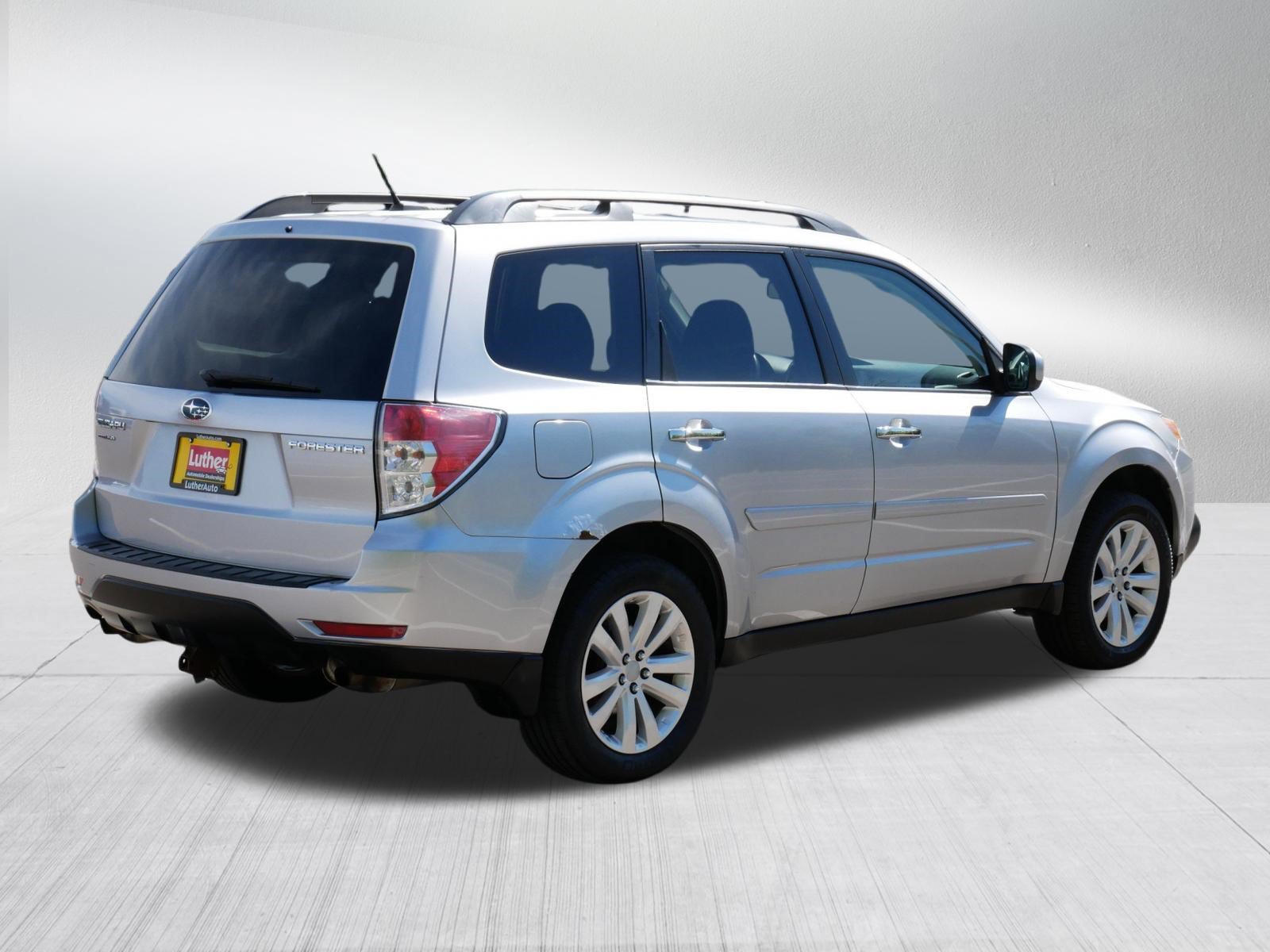 Used 2012 Subaru Forester 2.5X Premium AWD/4WD image 7