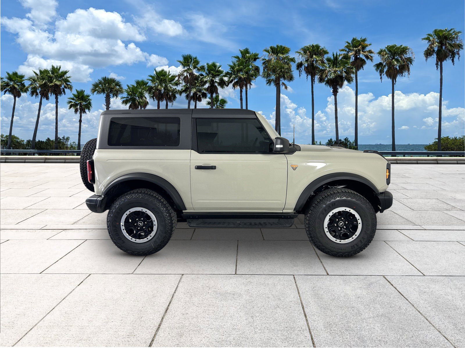 New 2025 Ford Bronco Badlands image 9