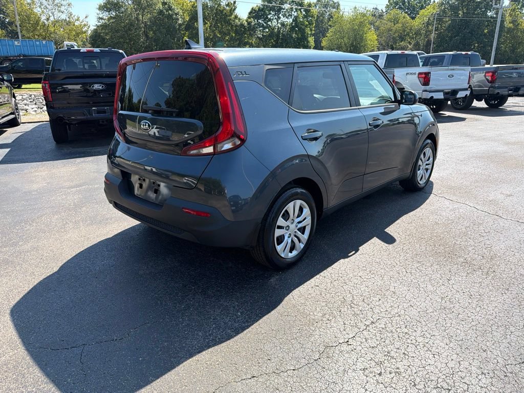 Used 2020 Kia Soul LX FWD image 3