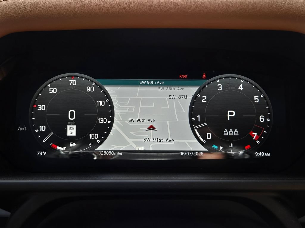 Used 2024 Land Rover Defender 110 X-Dynamic SE AWD/4WD image 25