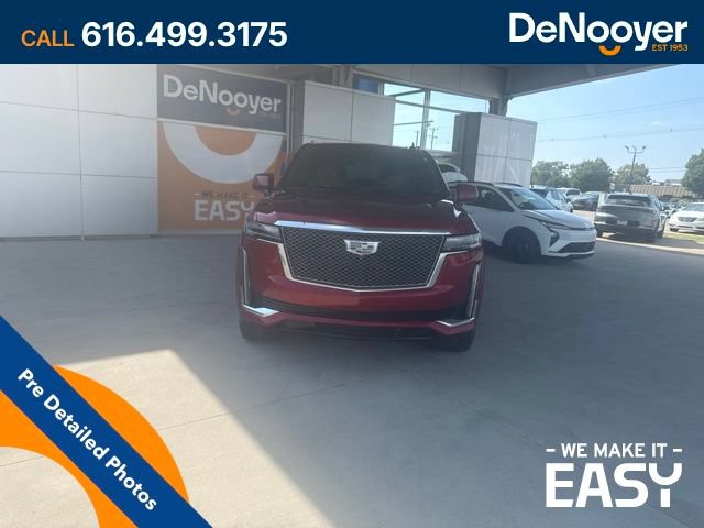Used 2023 Cadillac Escalade Premium Luxury w/ LPO, Radiant Package AWD/4WD image 2