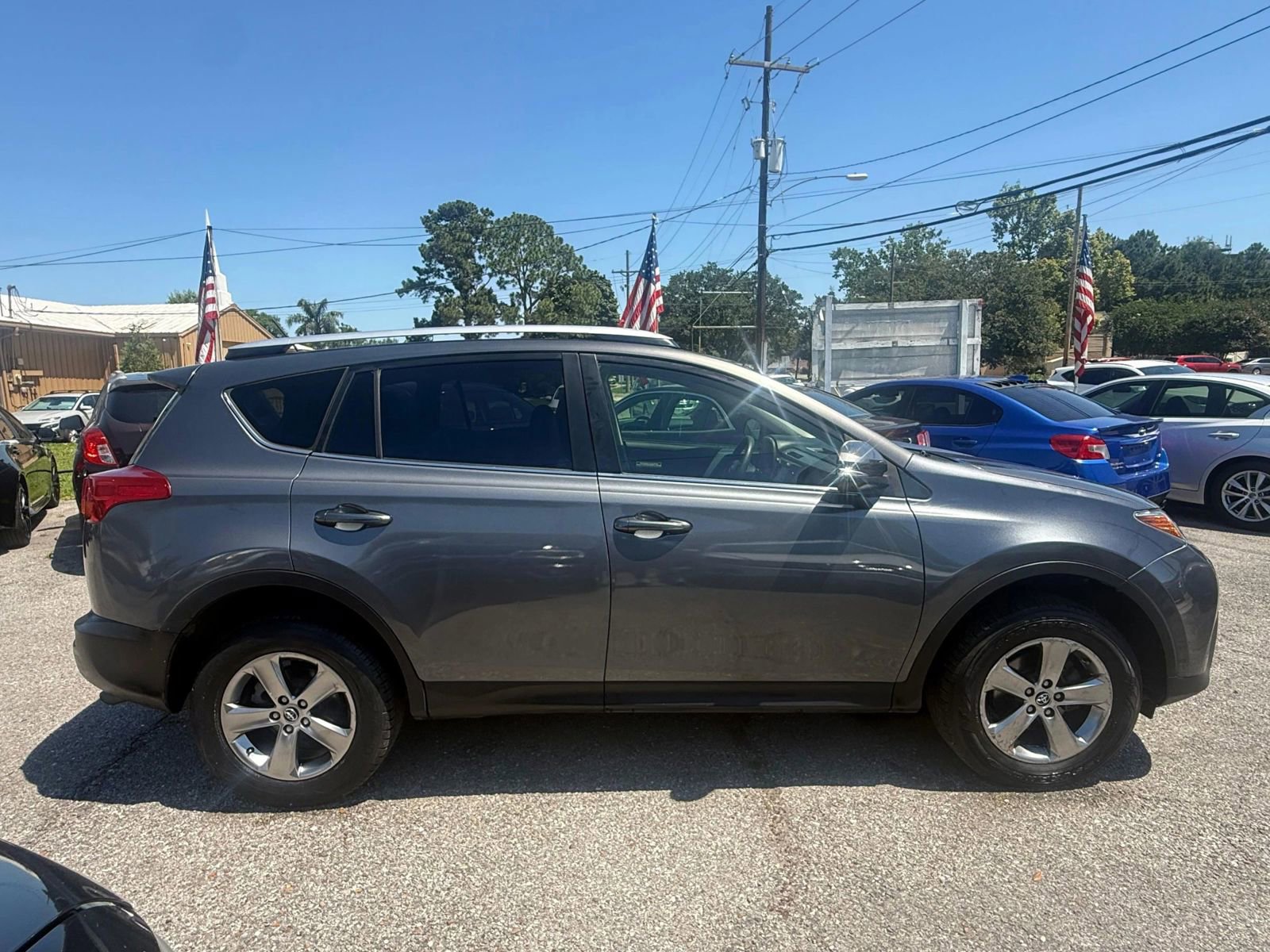Used 2015 Toyota RAV4 XLE FWD image 5