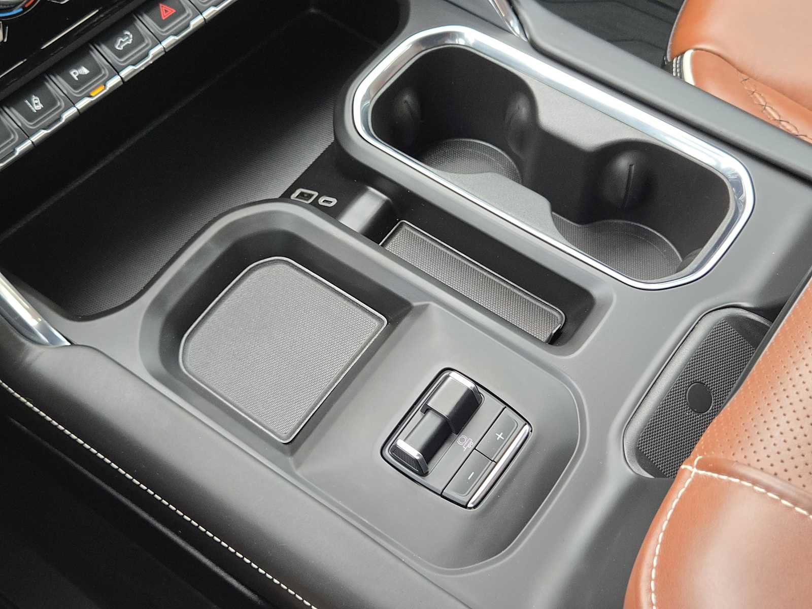 Certified 2024 GMC Sierra 2500 Denali Ultimate w/ Max Trailering Package image 21