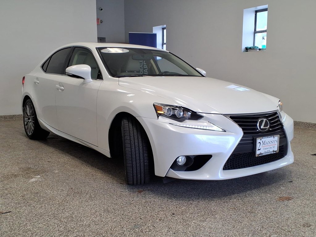 Used 2014 Lexus IS 250 w/ Navigation Package image 3