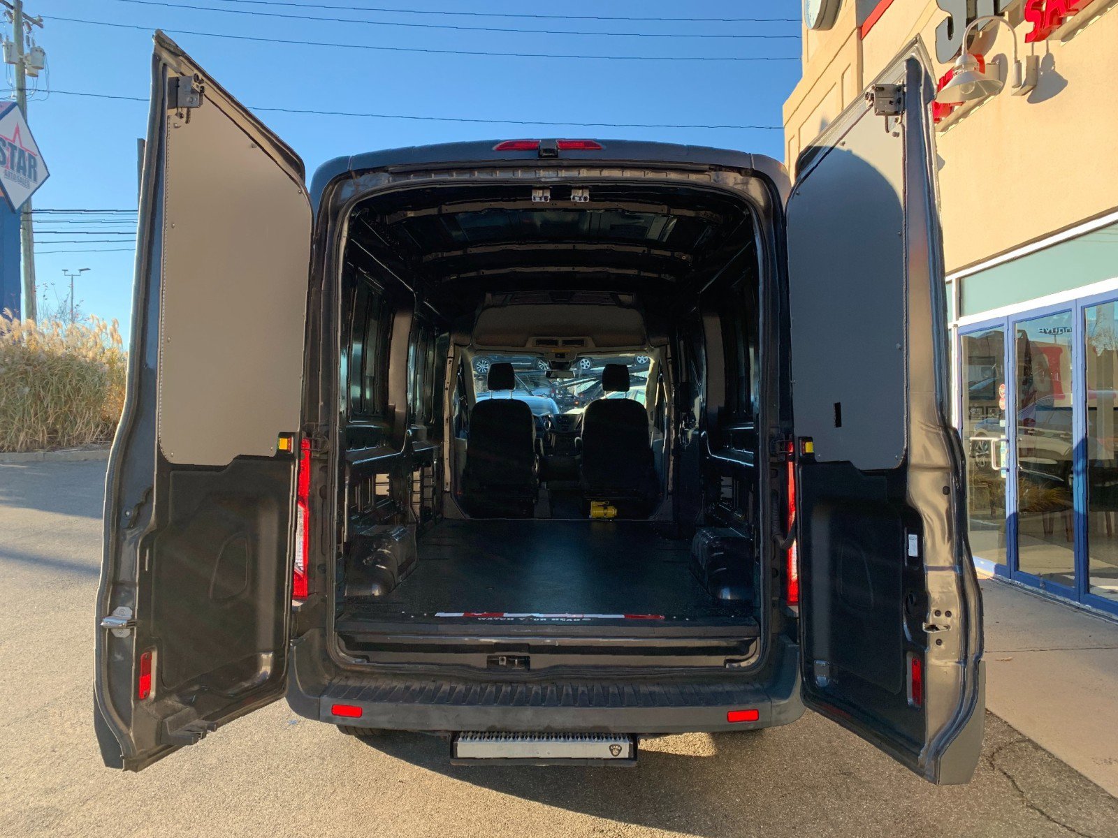 Used 2017 Ford Transit 350 148 Medium Roof image 8