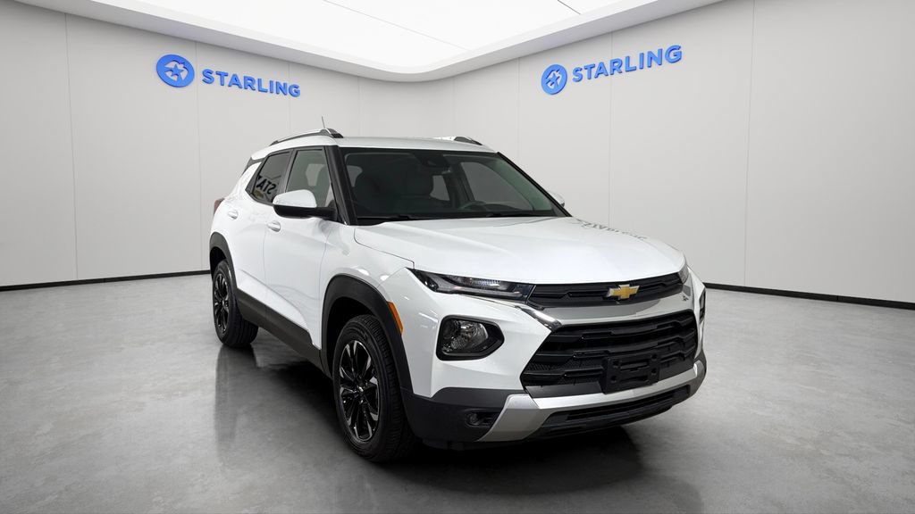 Used 2021 Chevrolet TrailBlazer LT w/ Convenience Package AWD/4WD image 14