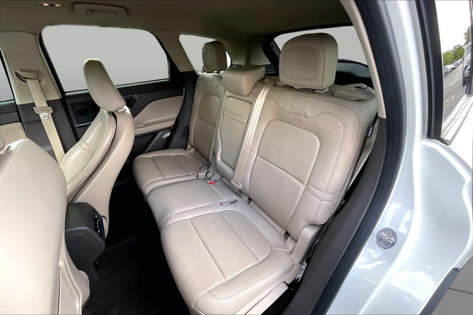 Used 2023 Lincoln Corsair Reserve FWD image 25