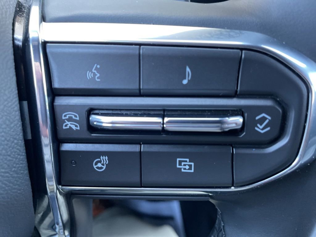 Used 2026 GMC Terrain Elevation image 18