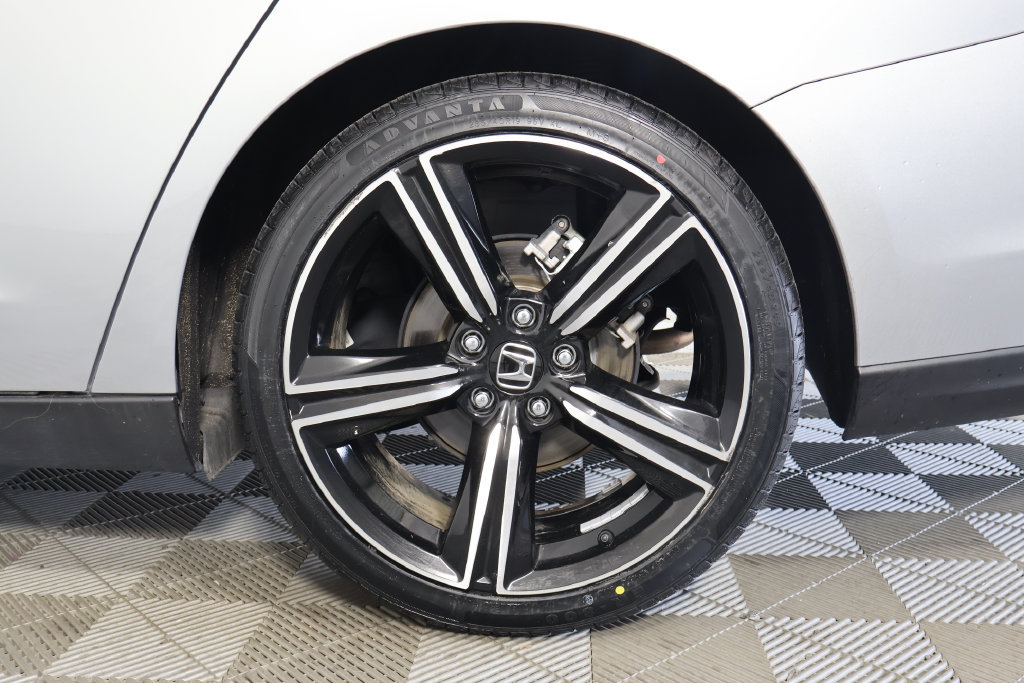 Used 2024 Honda Accord Sport image 8