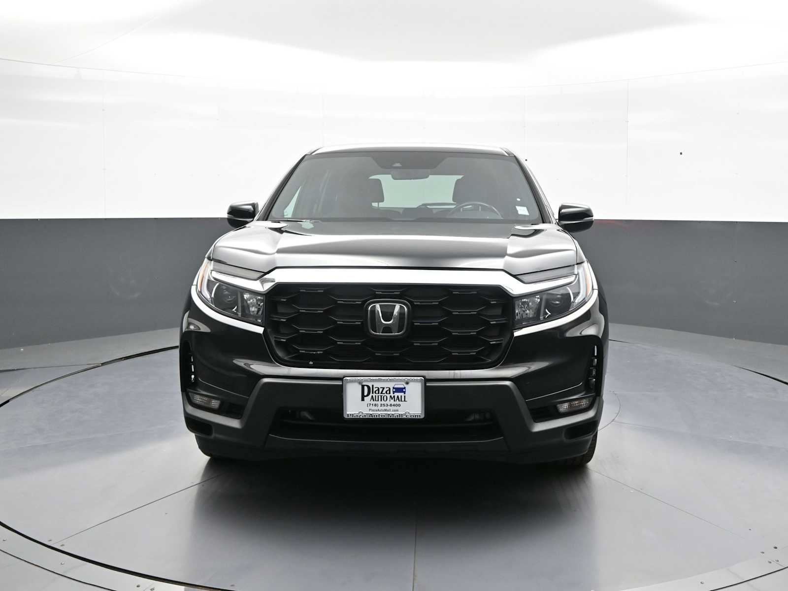 Certified 2023 Honda Passport EX-L image 2