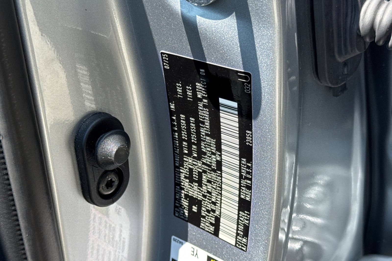 Certified 2025 Toyota Corolla Cross XLE w/ Convenience Package FWD image 36