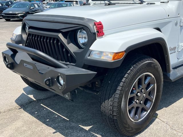 Used 2021 Jeep Gladiator Overland w/ Trailer Tow Package AWD/4WD image 11