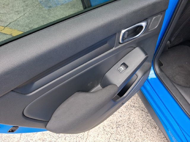 Used 2025 Honda Civic Sport image 9