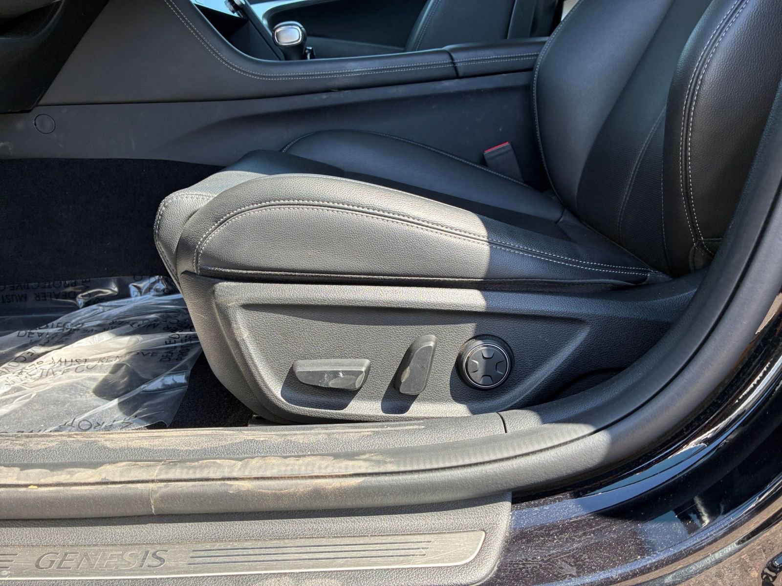 Used 2025 Genesis G70 2.5T AWD/4WD image 23