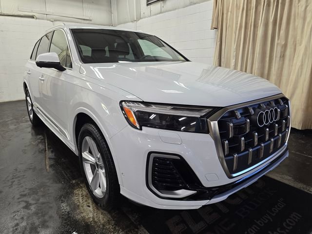 Certified 2025 Audi Q7 3.0T Premium w/ Convenience Package image 5