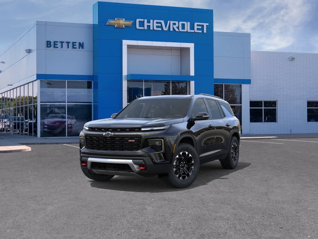 New 2027 Chevrolet Traverse Z71 w/ Enhanced Driving Package AWD/4WD image 8