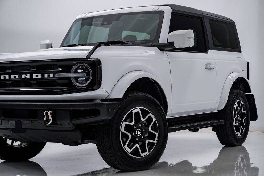 Used 2023 Ford Bronco Outer Banks video 2