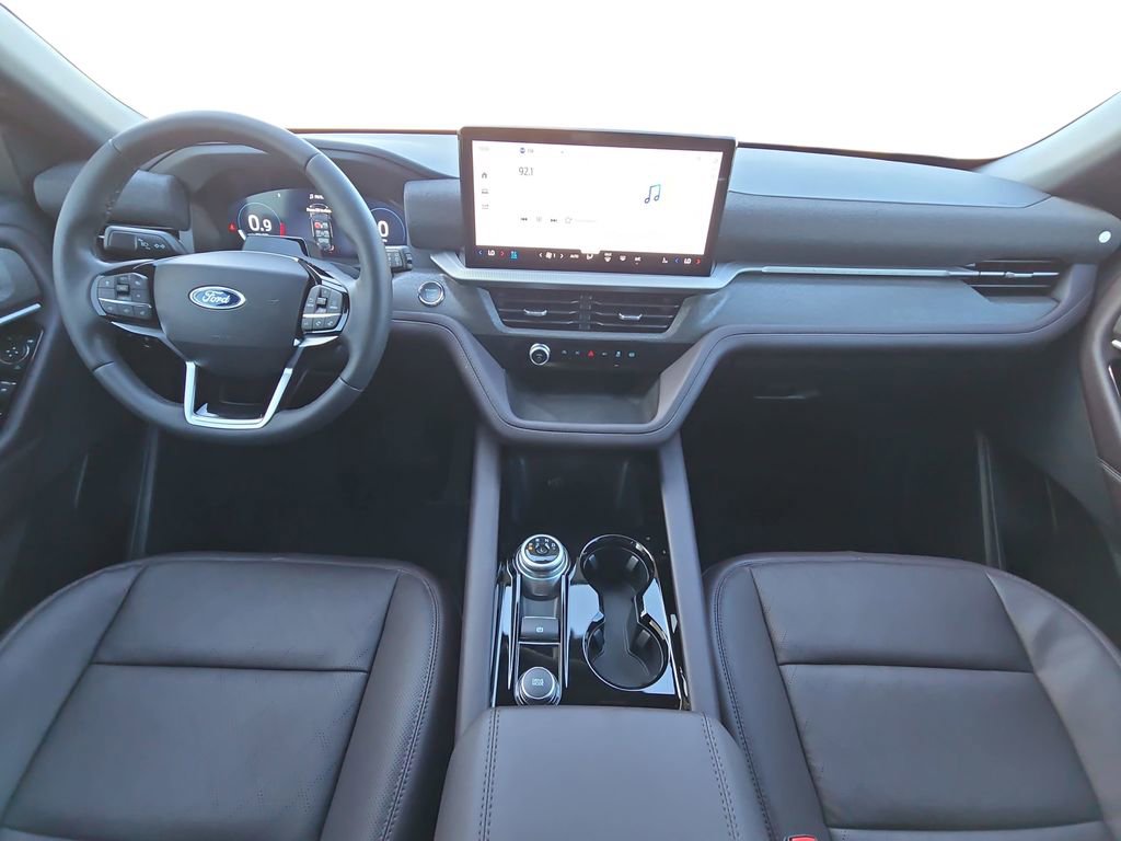 New 2026 Ford Explorer Platinum image 16