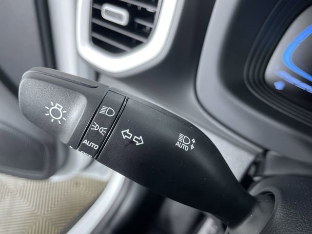 New 2026 Hyundai Venue SEL FWD image 28
