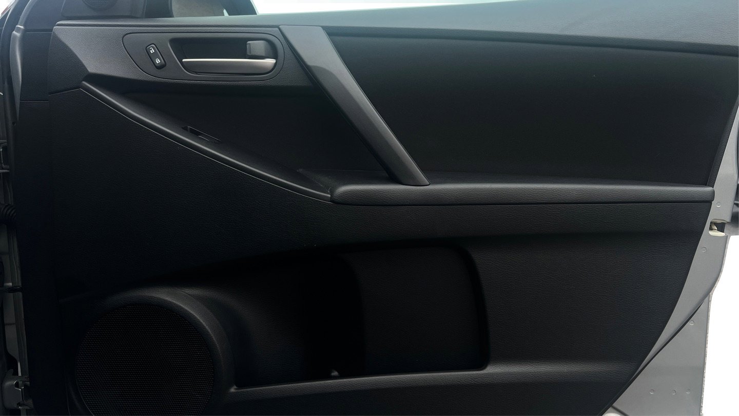 Used 2012 MAZDA MAZDA3 i Touring image 38