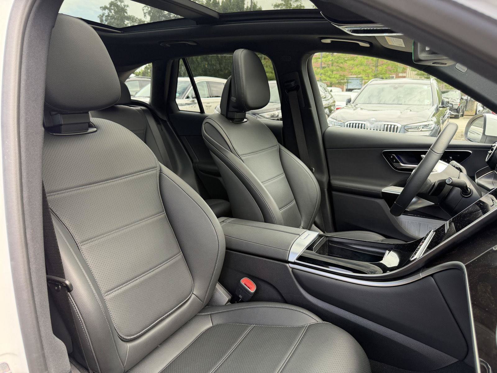 Certified 2026 Mercedes-Benz GLC 300 image 29