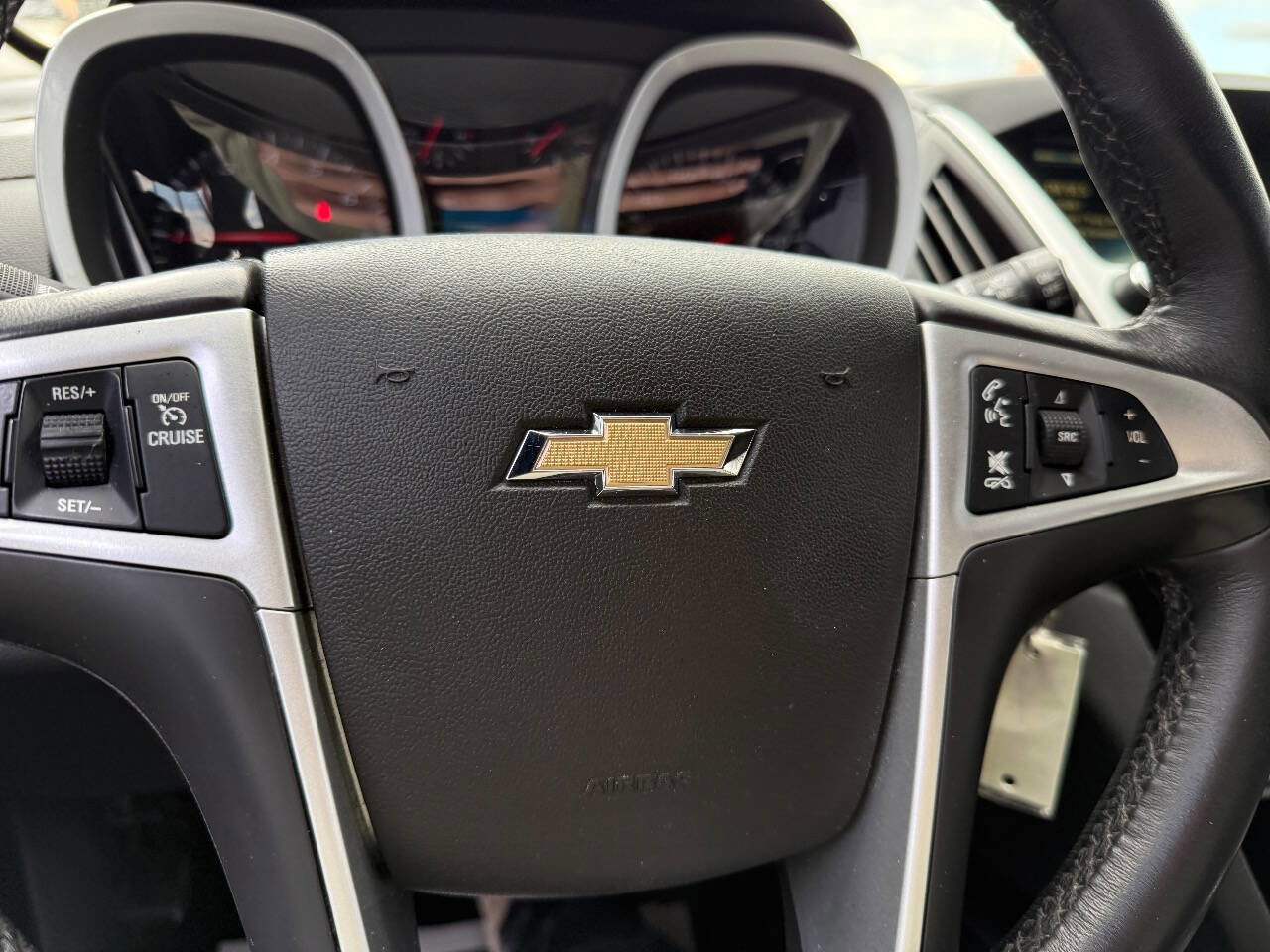 Used 2017 Chevrolet Equinox LT w/ Convenience Package FWD image 19