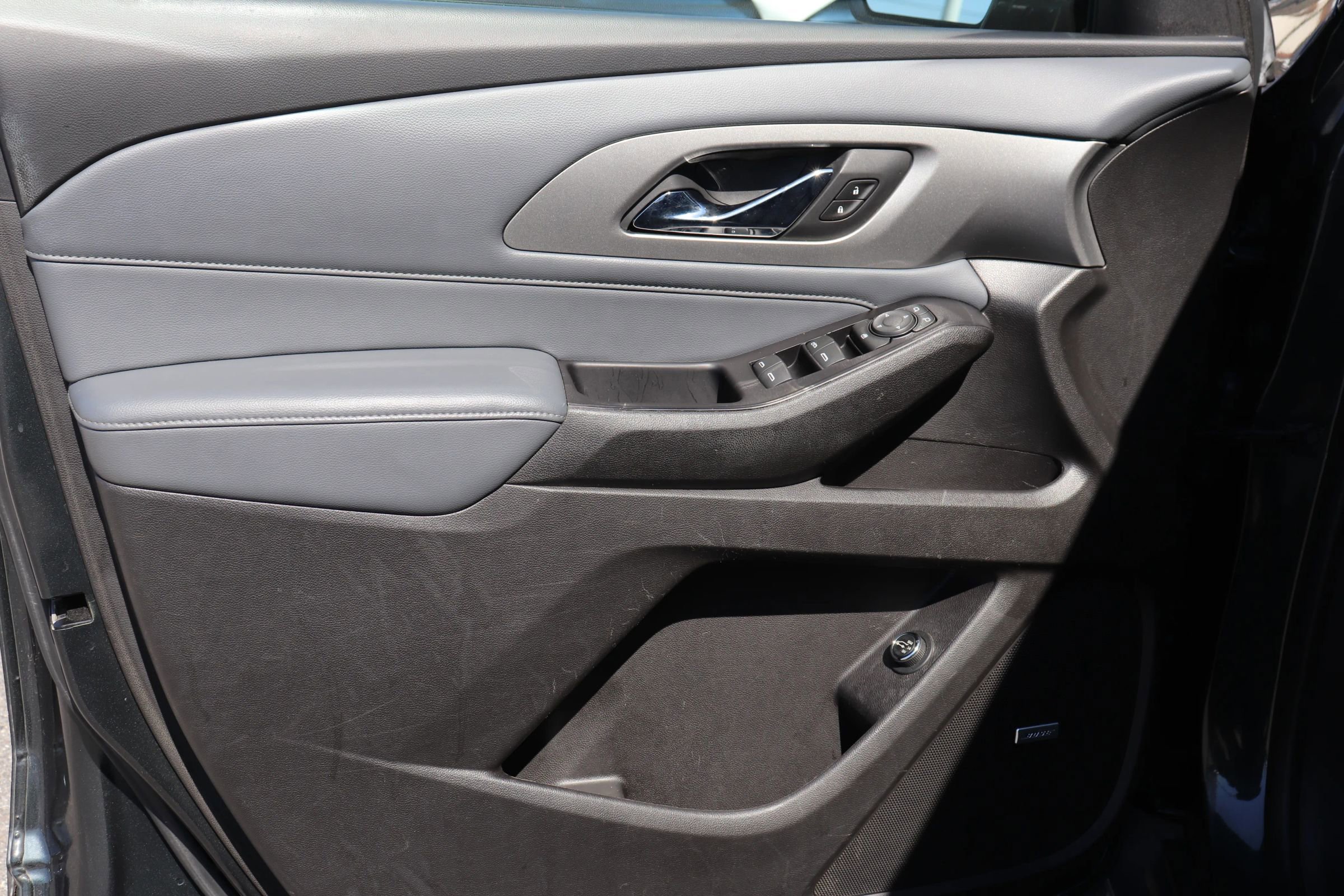 Used 2018 Chevrolet Traverse LT image 7