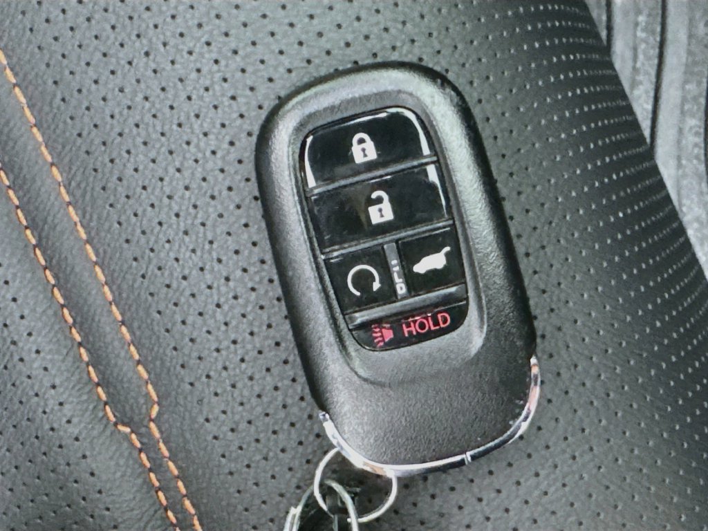 Used 2025 Honda CR-V Sport-L image 40